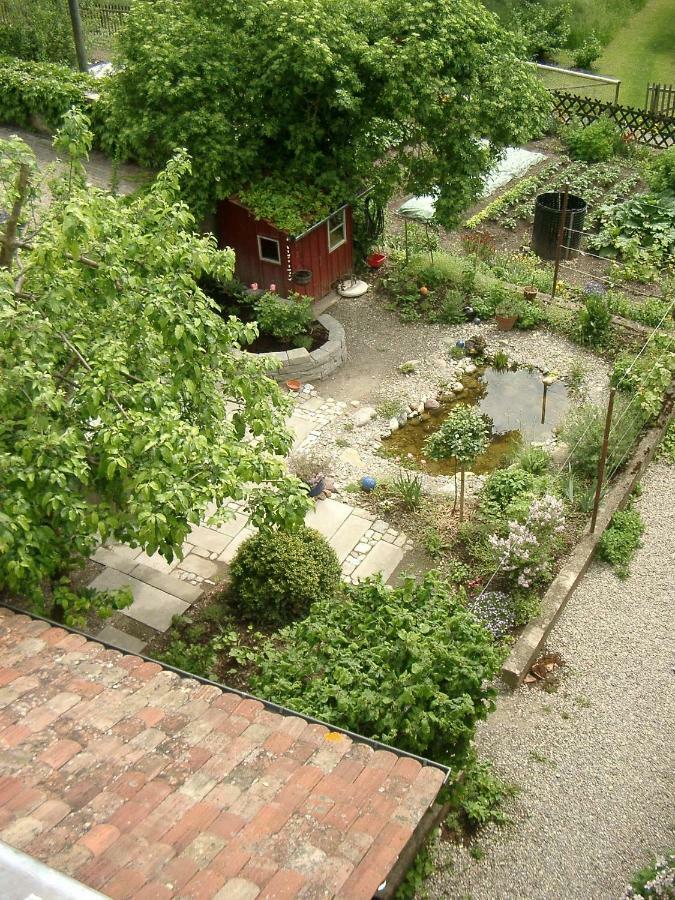 Bed & Breakfast Im Chellhof Benken  Екстериор снимка